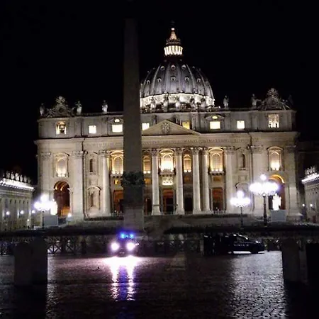 Notti Al Vaticano-deluxe St.peter Appartamento *
